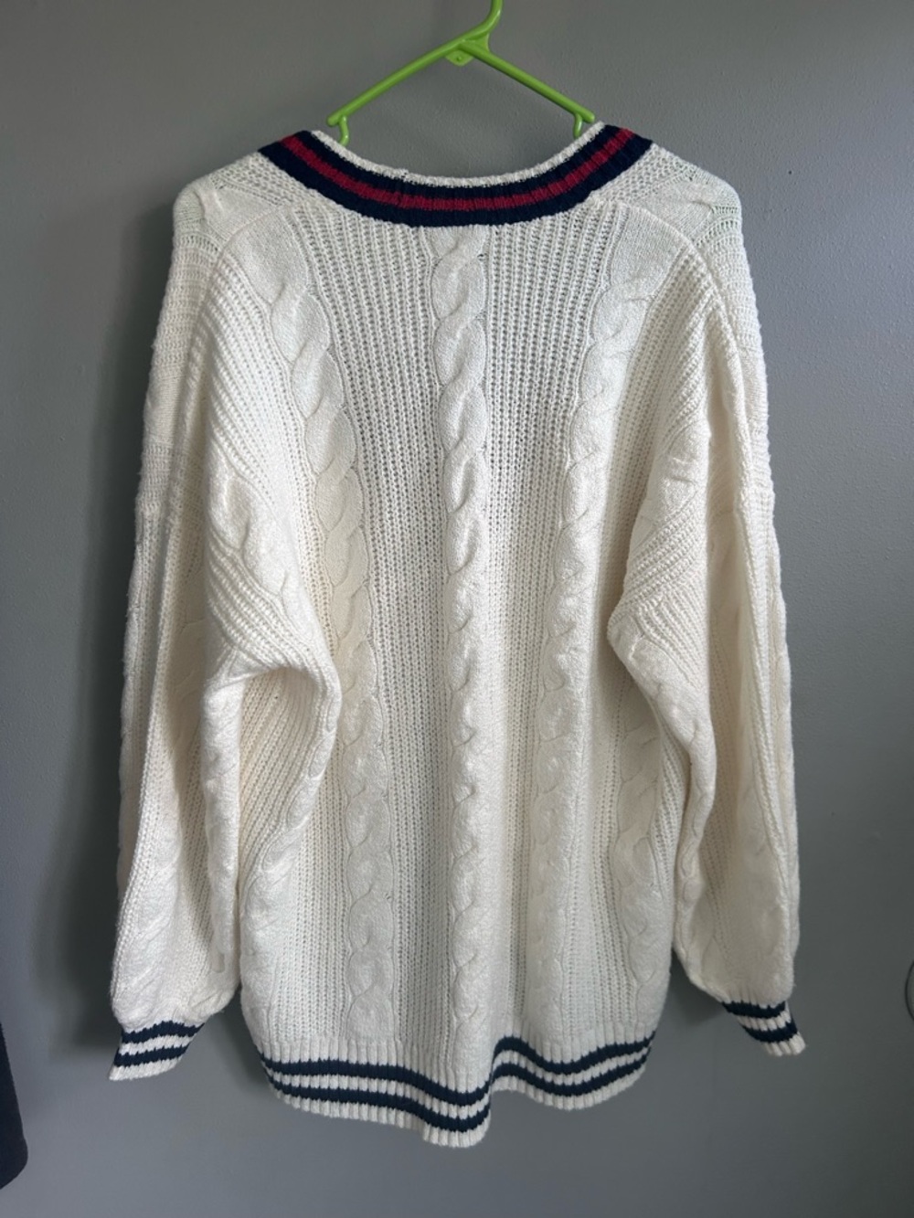 🆕🍓AE Oversized Cable Knit Cardigan - Picture 9 of 13
